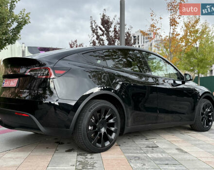 Тесла Model Y 2023 в Киеве на Automoto.ua Черный Тесла Model Y, объемом двигателя 0 л и пробегом 29 тыс. км за 34999 $, фото 11 на Automoto.ua