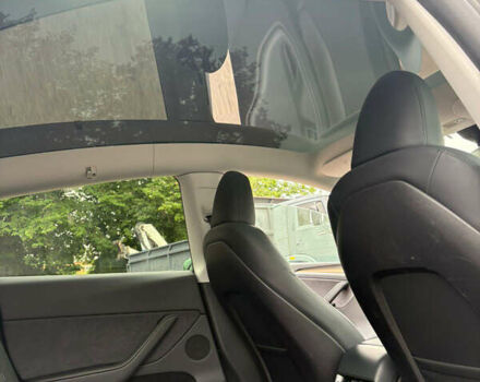 Чорний Тесла Model Y, об'ємом двигуна 0 л та пробігом 27 тис. км за 27500 $, фото 16 на Automoto.ua