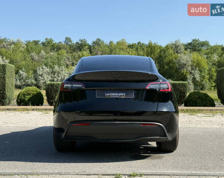 Черный Тесла Model Y, объемом двигателя 0 л и пробегом 1 тыс. км за 38999 $, фото 6 на Automoto.ua