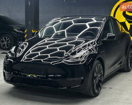 Черный Тесла Model Y, объемом двигателя 0 л и пробегом 1 тыс. км за 41500 $, фото 2 на Automoto.ua