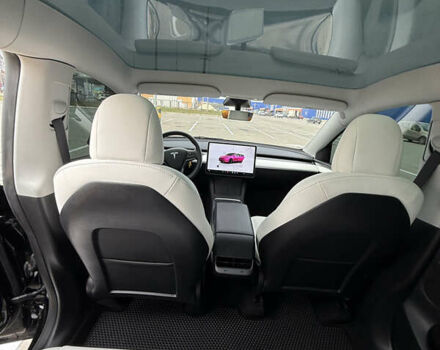 Чорний Тесла Model Y, об'ємом двигуна 0 л та пробігом 25 тис. км за 32000 $, фото 12 на Automoto.ua