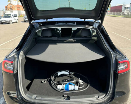 Черный Тесла Model Y, объемом двигателя 0 л и пробегом 31 тыс. км за 29200 $, фото 5 на Automoto.ua