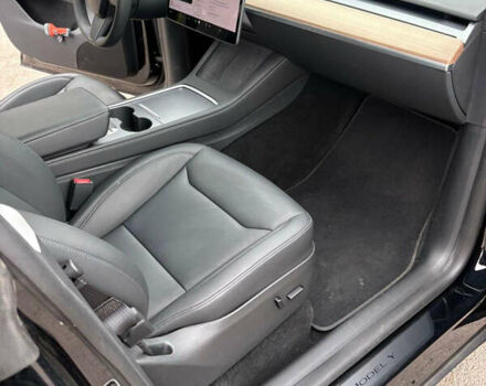 Чорний Тесла Model Y, об'ємом двигуна 0 л та пробігом 27 тис. км за 27399 $, фото 16 на Automoto.ua