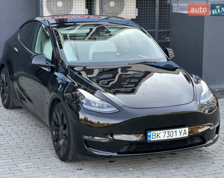 Тесла Model Y 2023 в Ровно на Automoto.ua Черный Тесла Model Y, объемом двигателя 0 л и пробегом 13 тыс. км за 28900 $, фото 7 на Automoto.ua