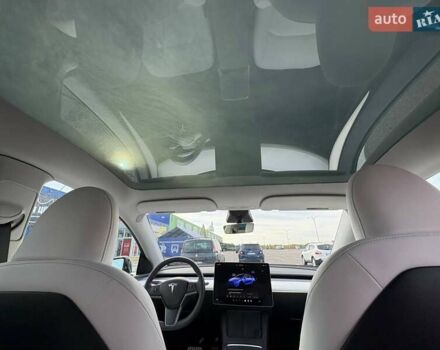 Черный Тесла Model Y, объемом двигателя 0 л и пробегом 34 тыс. км за 25000 $, фото 18 на Automoto.ua