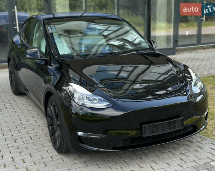 Черный Тесла Model Y, объемом двигателя 0 л и пробегом 13 тыс. км за 28900 $, фото 1 на Automoto.ua