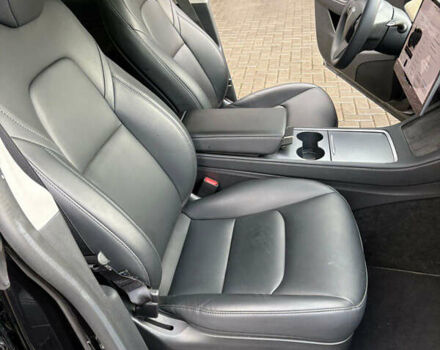 Черный Тесла Model Y, объемом двигателя 0 л и пробегом 59 тыс. км за 18900 $, фото 20 на Automoto.ua