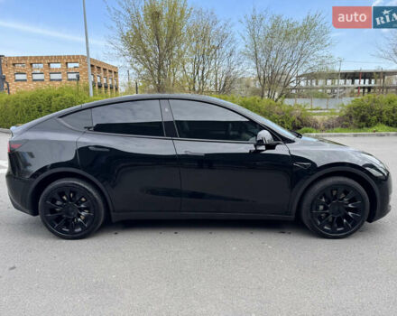 Чорний Тесла Model Y, об'ємом двигуна 0 л та пробігом 23 тис. км за 30400 $, фото 3 на Automoto.ua