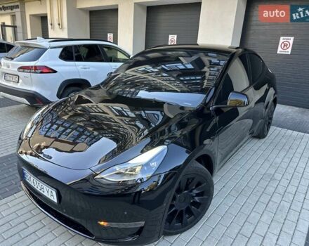 Черный Тесла Model Y, объемом двигателя 0 л и пробегом 65 тыс. км за 25555 $, фото 2 на Automoto.ua