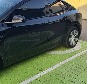 Черный Тесла Model Y, объемом двигателя 0 л и пробегом 7 тыс. км за 26400 $, фото 17 на Automoto.ua