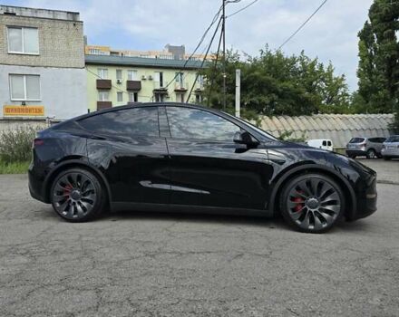 Черный Тесла Model Y, объемом двигателя 0 л и пробегом 19 тыс. км за 29500 $, фото 5 на Automoto.ua