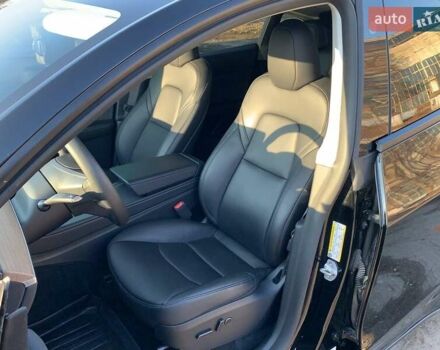 Черный Тесла Model Y, объемом двигателя 0 л и пробегом 25 тыс. км за 26500 $, фото 18 на Automoto.ua