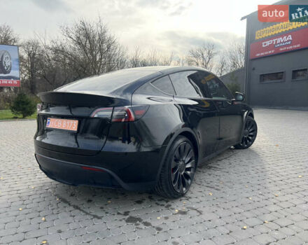 Черный Тесла Model Y, объемом двигателя 0 л и пробегом 25 тыс. км за 31500 $, фото 41 на Automoto.ua