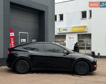 Чорний Тесла Model Y, об'ємом двигуна 0 л та пробігом 28 тис. км за 31300 $, фото 10 на Automoto.ua