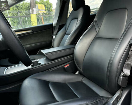 Чорний Тесла Model Y, об'ємом двигуна 0 л та пробігом 26 тис. км за 29600 $, фото 4 на Automoto.ua