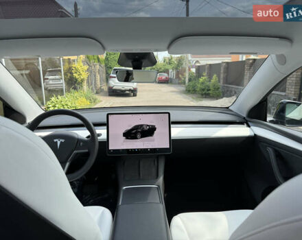 Чорний Тесла Model Y, об'ємом двигуна 0 л та пробігом 28 тис. км за 31500 $, фото 7 на Automoto.ua