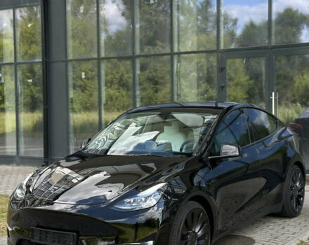 Черный Тесла Model Y, объемом двигателя 0 л и пробегом 13 тыс. км за 28900 $, фото 5 на Automoto.ua