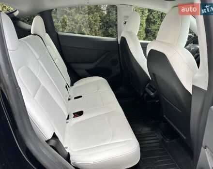 Чорний Тесла Model Y, об'ємом двигуна 0 л та пробігом 99 тис. км за 22999 $, фото 19 на Automoto.ua