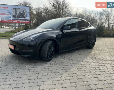Черный Тесла Model Y, объемом двигателя 0 л и пробегом 25 тыс. км за 31500 $, фото 4 на Automoto.ua