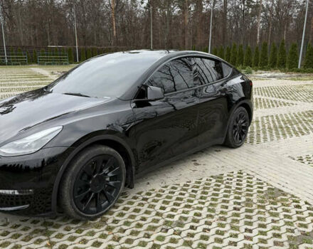Черный Тесла Model Y, объемом двигателя 0 л и пробегом 80 тыс. км за 28000 $, фото 4 на Automoto.ua