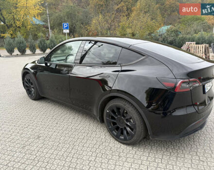 Черный Тесла Model Y, объемом двигателя 0 л и пробегом 71 тыс. км за 27000 $, фото 2 на Automoto.ua