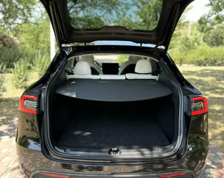 Черный Тесла Model Y, объемом двигателя 0 л и пробегом 30 тыс. км за 27900 $, фото 15 на Automoto.ua