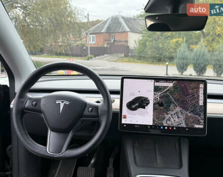 Черный Тесла Model Y, объемом двигателя 0 л и пробегом 71 тыс. км за 27000 $, фото 1 на Automoto.ua
