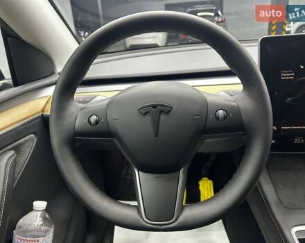 Черный Тесла Model Y, объемом двигателя 0 л и пробегом 1 тыс. км за 41500 $, фото 7 на Automoto.ua