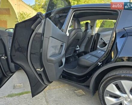Чорний Тесла Model Y, об'ємом двигуна 0 л та пробігом 95 тис. км за 27300 $, фото 29 на Automoto.ua