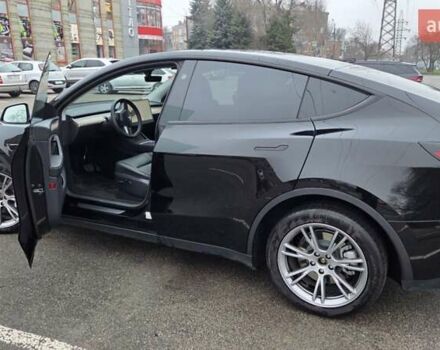 Черный Тесла Model Y, объемом двигателя 0 л и пробегом 49 тыс. км за 28900 $, фото 7 на Automoto.ua