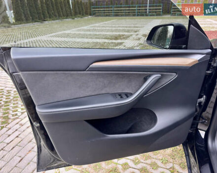 Чорний Тесла Model Y, об'ємом двигуна 0 л та пробігом 66 тис. км за 34500 $, фото 19 на Automoto.ua