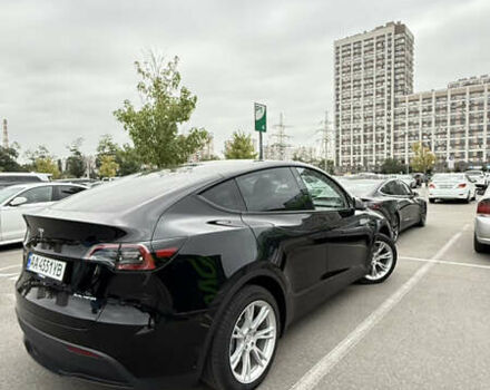 Черный Тесла Model Y, объемом двигателя 0 л и пробегом 33 тыс. км за 31000 $, фото 2 на Automoto.ua