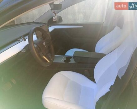Черный Тесла Model Y, объемом двигателя 0 л и пробегом 10 тыс. км за 33000 $, фото 11 на Automoto.ua