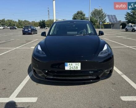 Черный Тесла Model Y, объемом двигателя 0 л и пробегом 23 тыс. км за 30500 $, фото 1 на Automoto.ua