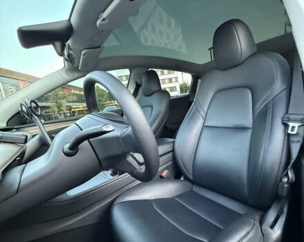 Черный Тесла Model Y, объемом двигателя 0 л и пробегом 34 тыс. км за 35000 $, фото 21 на Automoto.ua