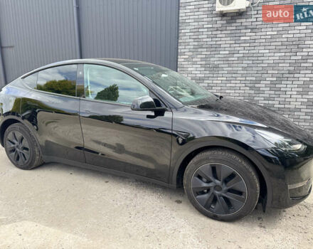 Черный Тесла Model Y, объемом двигателя 0 л и пробегом 2 тыс. км за 38300 $, фото 23 на Automoto.ua