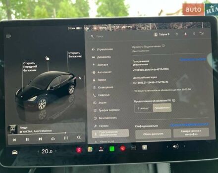 Черный Тесла Model Y, объемом двигателя 0 л и пробегом 4 тыс. км за 29999 $, фото 29 на Automoto.ua