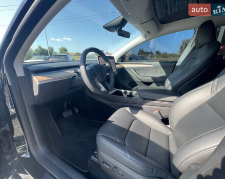 Чорний Тесла Model Y, об'ємом двигуна 0 л та пробігом 10 тис. км за 32200 $, фото 7 на Automoto.ua