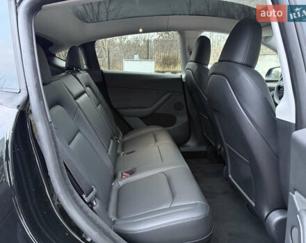 Черный Тесла Model Y, объемом двигателя 0 л и пробегом 19 тыс. км за 36500 $, фото 51 на Automoto.ua