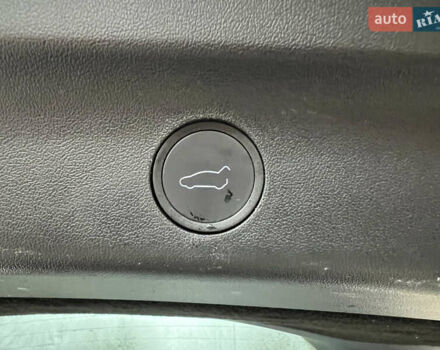 Черный Тесла Model Y, объемом двигателя 0 л и пробегом 71 тыс. км за 24400 $, фото 28 на Automoto.ua