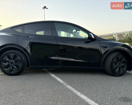 Черный Тесла Model Y, объемом двигателя 0 л и пробегом 965 тыс. км за 31900 $, фото 24 на Automoto.ua