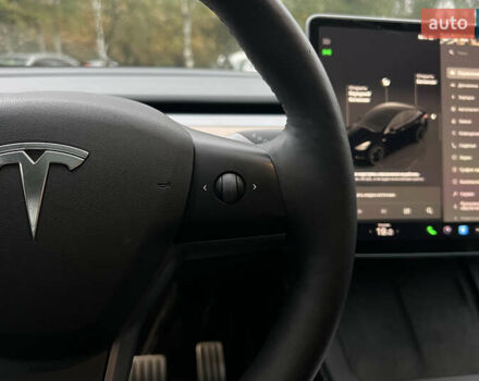 Черный Тесла Model Y, объемом двигателя 0 л и пробегом 10 тыс. км за 34900 $, фото 11 на Automoto.ua