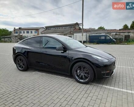 Черный Тесла Model Y, объемом двигателя 0 л и пробегом 21 тыс. км за 29000 $, фото 6 на Automoto.ua