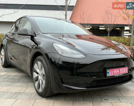 Черный Тесла Model Y, объемом двигателя 0 л и пробегом 48 тыс. км за 31500 $, фото 3 на Automoto.ua