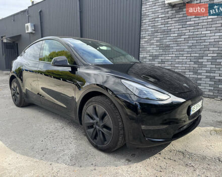 Черный Тесла Model Y, объемом двигателя 0 л и пробегом 2 тыс. км за 38300 $, фото 1 на Automoto.ua