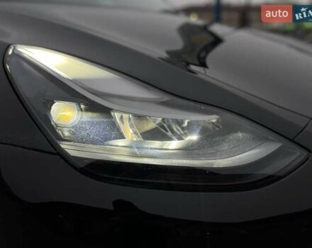 Черный Тесла Model Y, объемом двигателя 0 л и пробегом 19 тыс. км за 33000 $, фото 17 на Automoto.ua