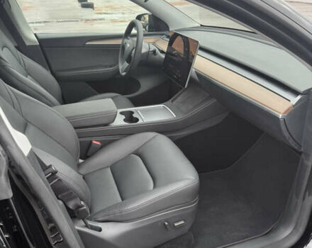 Черный Тесла Model Y, объемом двигателя 0 л и пробегом 5 тыс. км за 30500 $, фото 19 на Automoto.ua