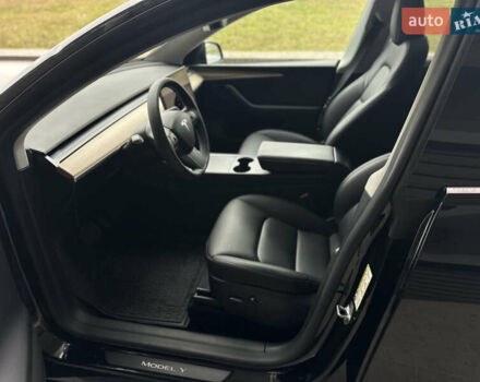 Чорний Тесла Model Y, об'ємом двигуна 0 л та пробігом 11 тис. км за 32800 $, фото 8 на Automoto.ua
