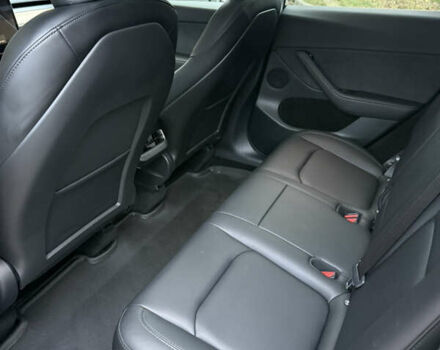 Черный Тесла Model Y, объемом двигателя 0 л и пробегом 9 тыс. км за 31000 $, фото 13 на Automoto.ua