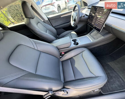 Черный Тесла Model Y, объемом двигателя 0 л и пробегом 8 тыс. км за 37000 $, фото 14 на Automoto.ua